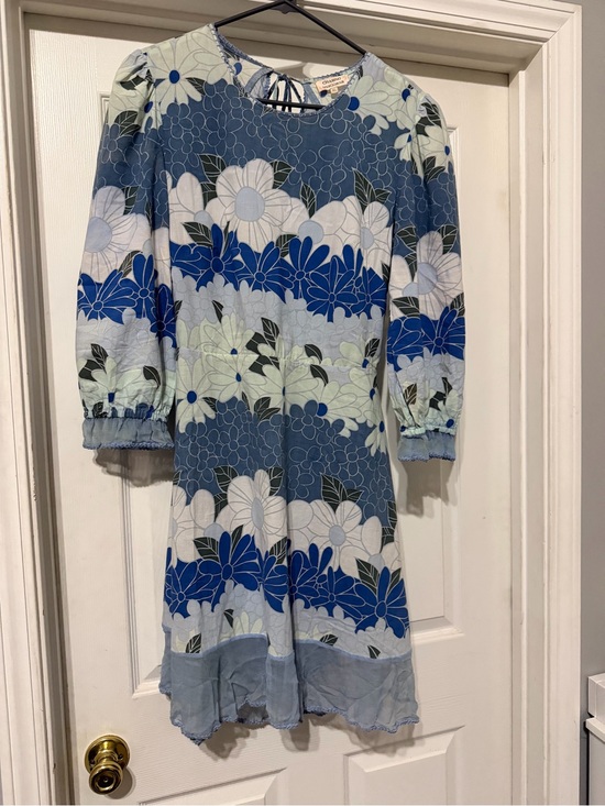 Chasing Unicorns Dresses & Skirts - 💥 Chasing unicorns Floral Blue Mini Dress